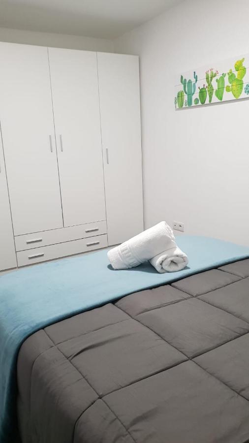 Apartament 5' Cc Yumbo Сан-Бартоломе Экстерьер фото